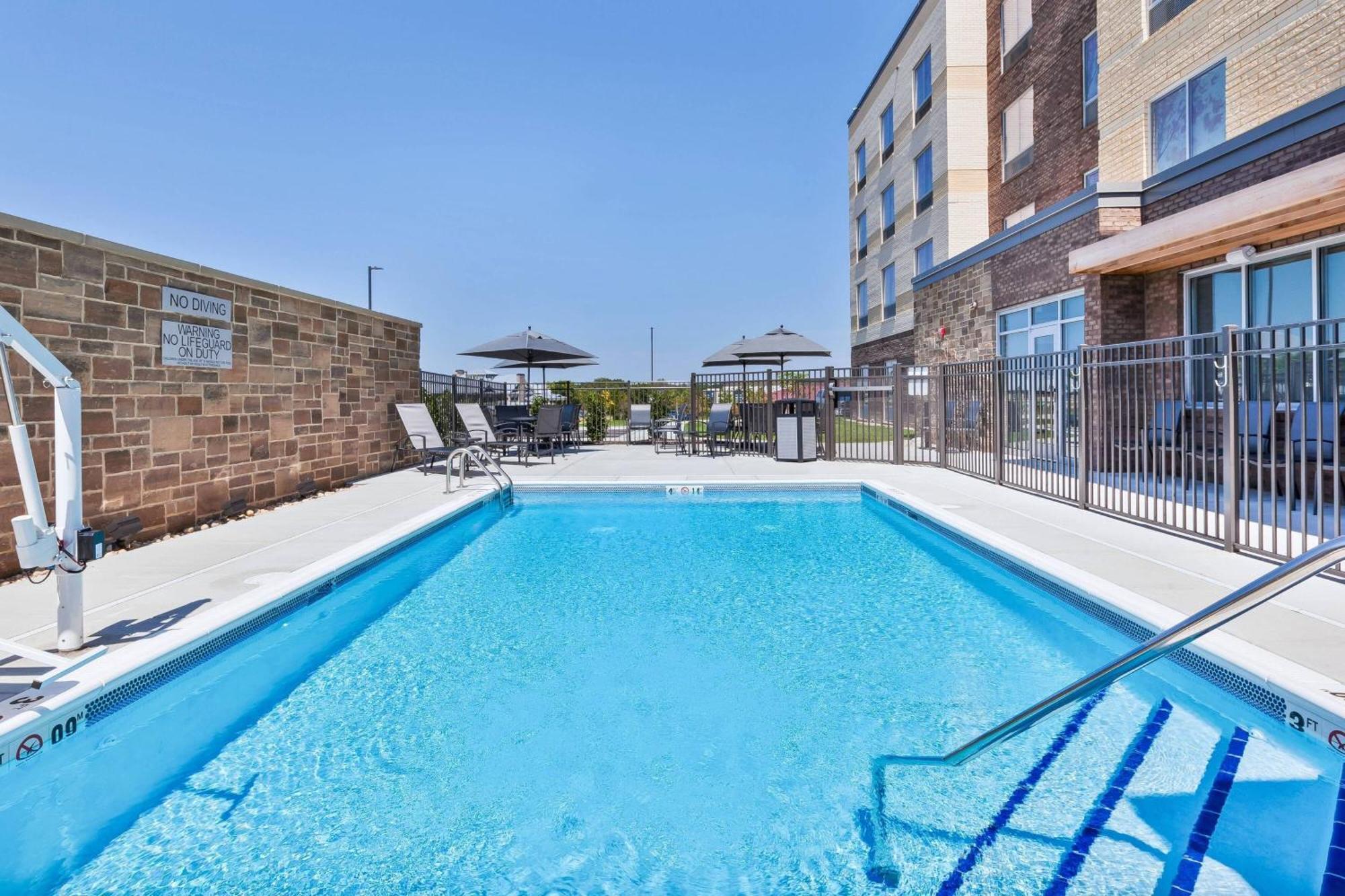 Fairfield Inn & Suites By Marriott Cincinnati Airport South/Florence Dış mekan fotoğraf